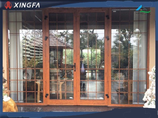 cửa gỗ kết hợp nhôm Xingfa